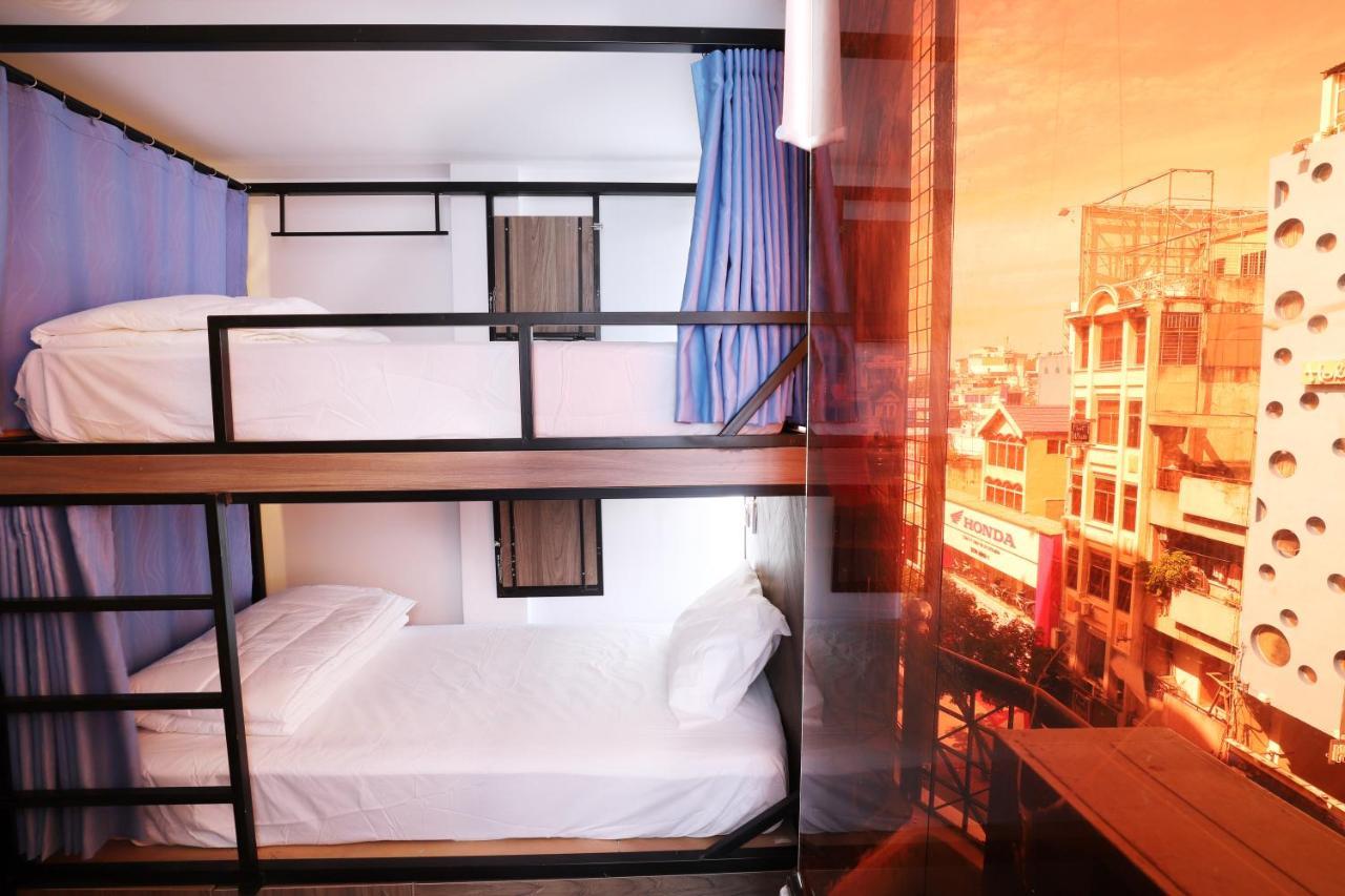 Four C Central Hotel مدينة هوشي منه المظهر الخارجي الصورة